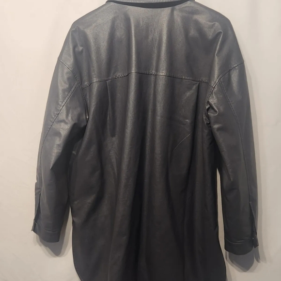 jacket and skirt - Picture 8 of 9